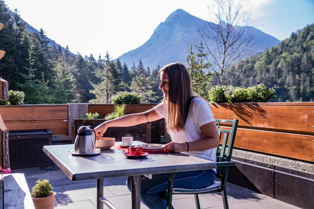 Hotel Garni Isarlodge Wiesenhof Scharnitz Eksteriør bilde