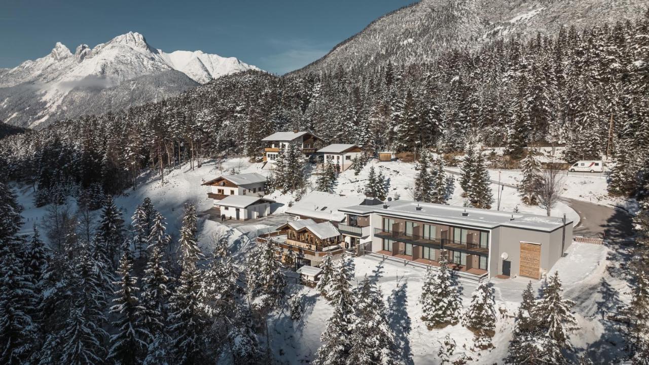Hotel Garni Isarlodge Wiesenhof Scharnitz Eksteriør bilde