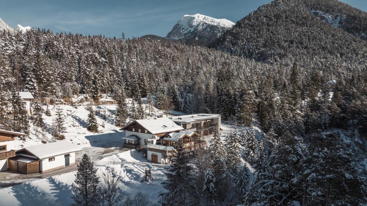 Hotel Garni Isarlodge Wiesenhof Scharnitz Eksteriør bilde